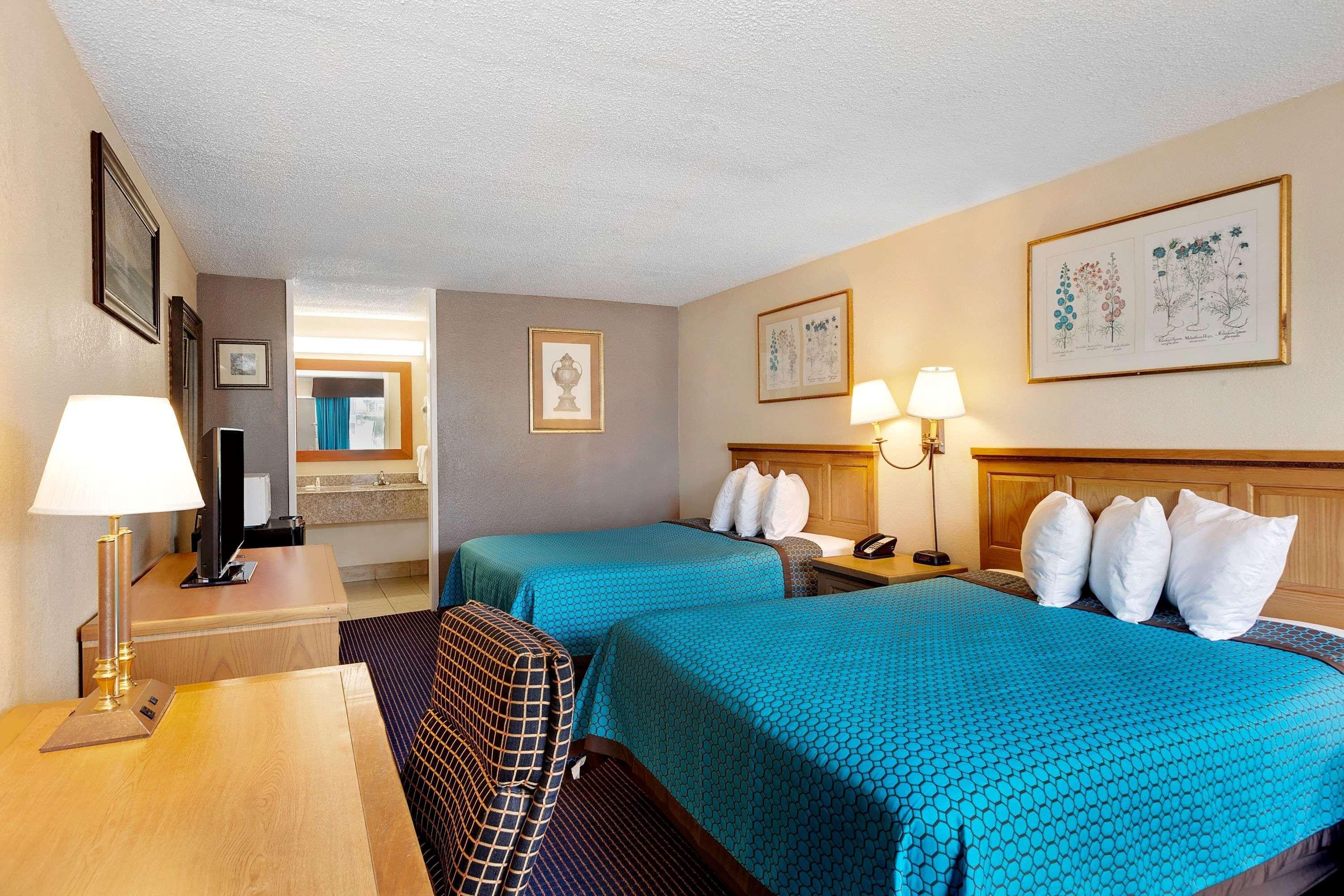 Days Inn By Wyndham Lafayette Near Lafayette Airport Esterno foto